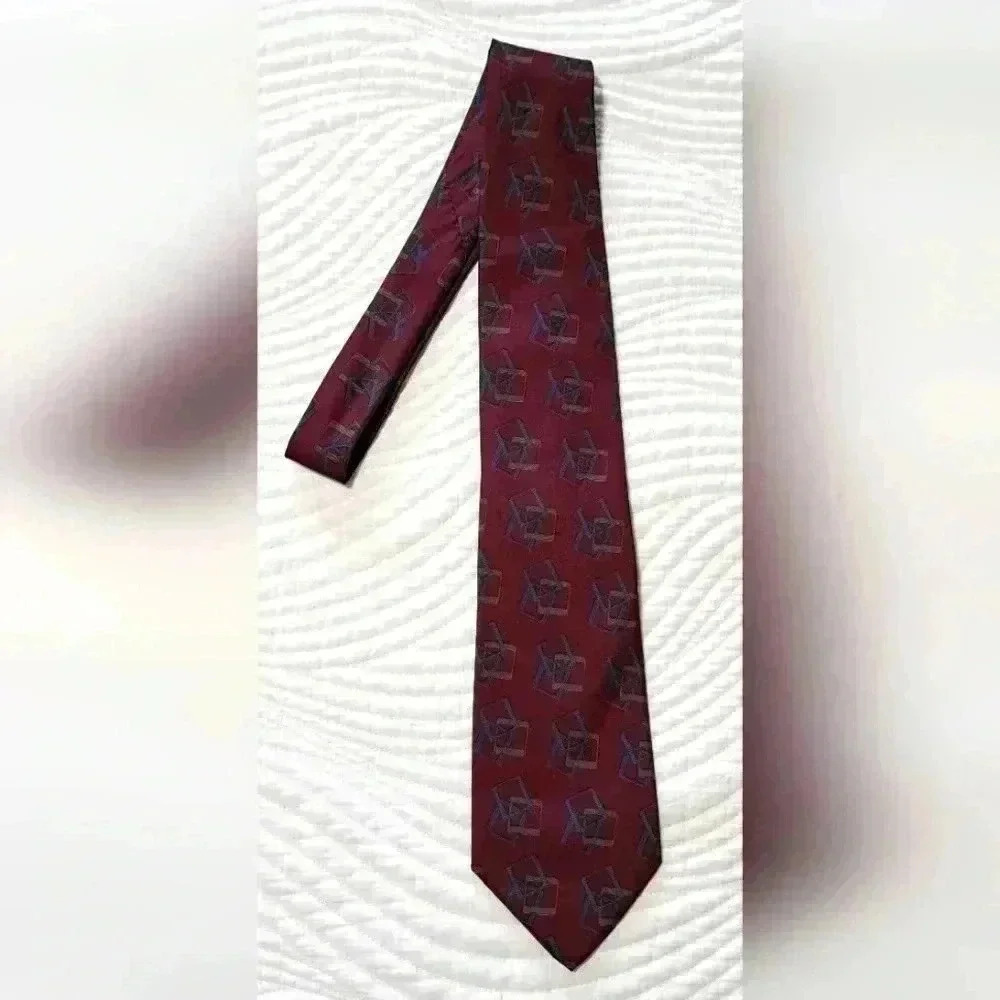 ❤️ 2/$14  - Men's Geometric Print Tie